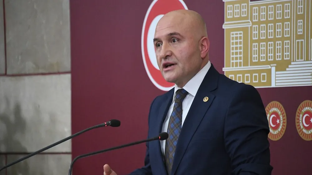 Erhan Usta’dan TBMM’ye  Heyelan Çağrısı: “Bu Bir Siyasi Cinayettir”