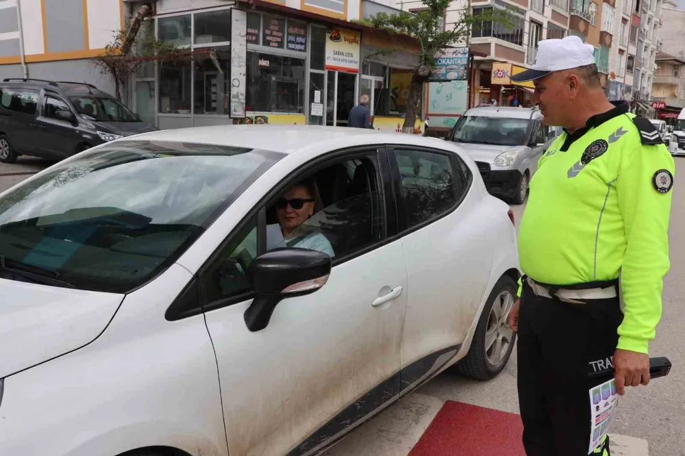 Kavak’ta Trafik Bilincini Artıran Polis Uyarısı: “Bir Kural Bir Ömür”
