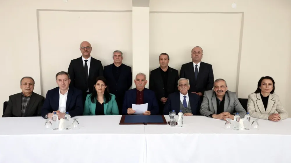 PKK’dan Fesih Kararı: Yeni Süreç Başlıyor