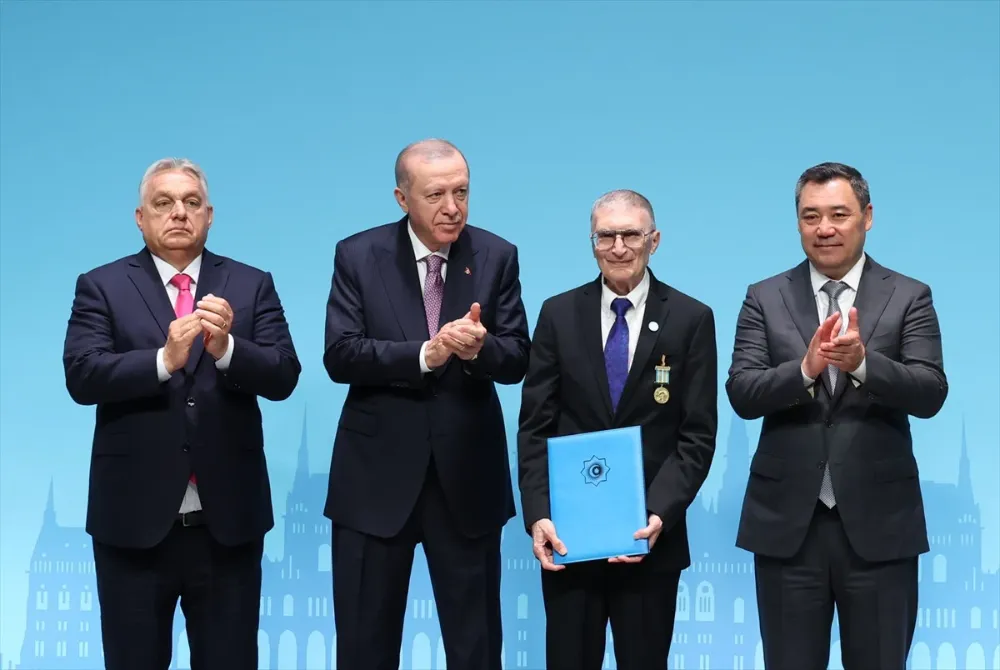 Aziz Sancar’a Türk Dünyasından Onur Ödülü