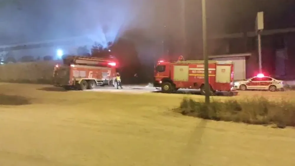 Bursa İnegöl’de Fabrika Yangını: 1 Saatte Kontrol Altına Alındı