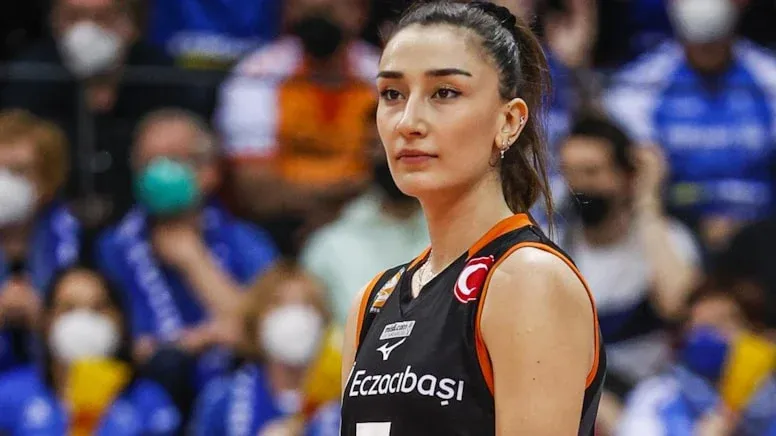 Hande Baladın Fenerbahçe Yolcusu! Eczacıbaşı