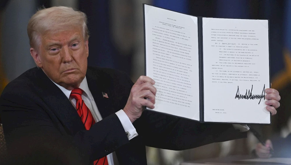 Trump Eğitim Bakanlığını kapatıyor