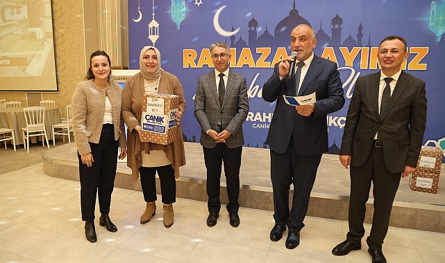 İbrahim Sandıkçı Sağlık Çalışanlarını Unutmadı