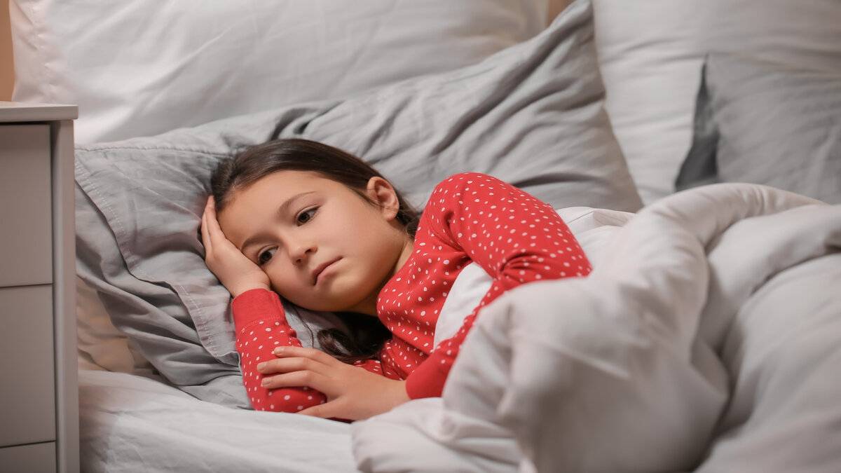 Bebekler ve çocuklar için uyku eğitimi: Gece kesintisiz uyumanın sırları