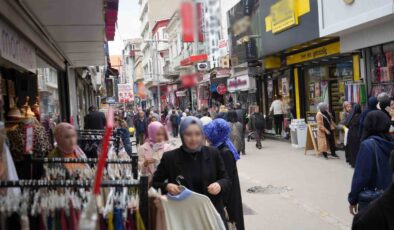 Samsun’da Ramazan Bayramı Alışverişi Erken Başladı