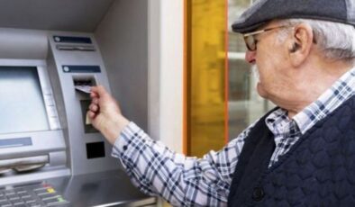 Emekli bayram ikramiyesi resmen 4 bin TL