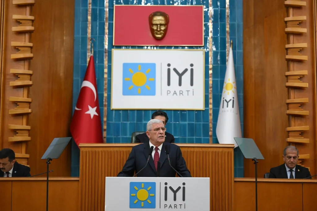 Müsavat Dervişoğlu