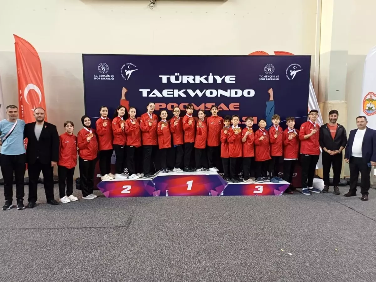 Samsun Büyükşehir Belediyesi, Türkiye Tekvando Poomsae Şampiyonası’nda 20 Madalya Kazandı