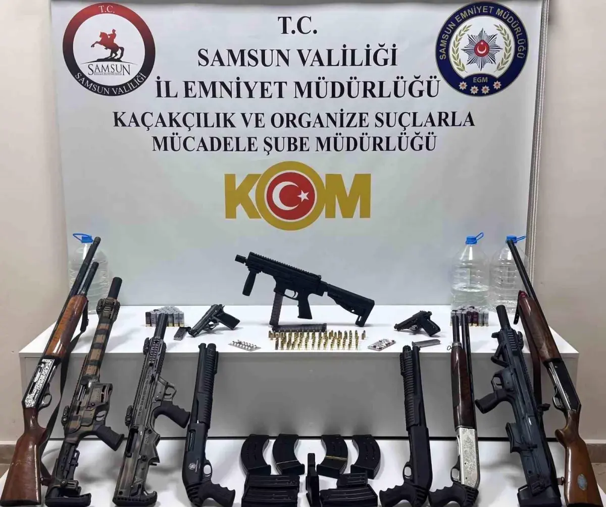 Samsun’da Cephanelik Gibi Silahlar Ele Geçirildi