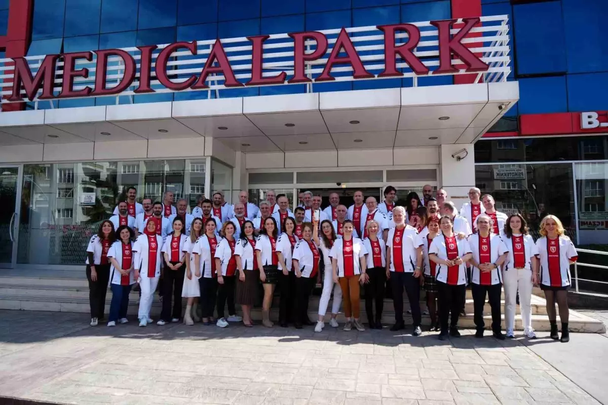 Samsun’da Doktorlara Samsunspor Forması Hediye Edildi
