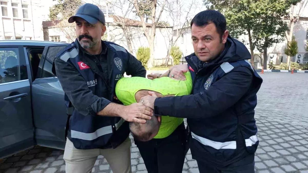 Samsun’da Yaşlı Adamı Bıçaklayarak Öldüren Zanlı Tutuklandı