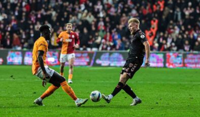 Samsunspor Mücadele Etti, Galatasaray Şansı İyi Kullandı