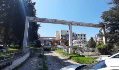 Vezirköprü Eski Devlet Hastanesi Yıkılıyor