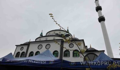 Vezirköprü’de Yeni Cami Dualarla İbadete Açıldı