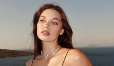 Afra Saraçoğlu imaj değiştirdi