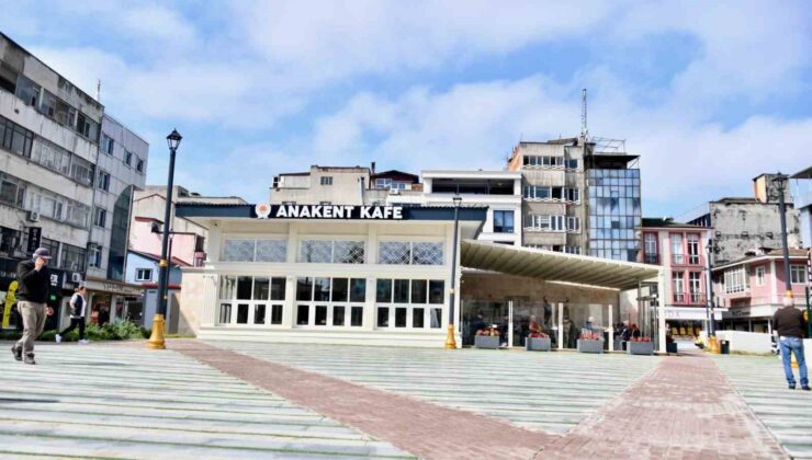 Samsun’da Anakent Kafe ve Meydan Hizmete Açıldı