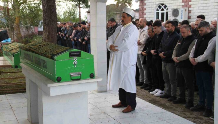 Samsun’da Korkunç Kazada Ölen Baba ve Oğlu Defnedildi