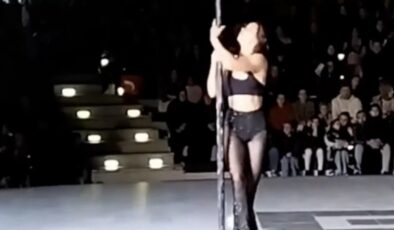 CHP’li belediyeden 23 Nisan’da striptiz gösterisi skandalı