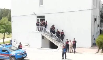 Çiftçilere senet imzalattırıp borçlandıran tefecilere operasyon: 11 gözaltı