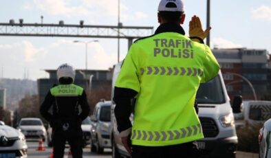 Ehliyet sistemi değişiyor: 65 yaş üstü her yıl teste girecek!