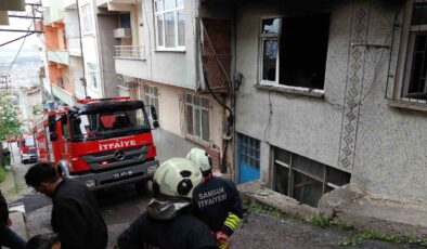Samsun’da Korkutan Yangın! Boş Ev Alevlere Teslim Oldu