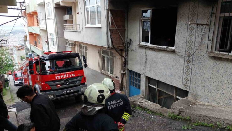 Samsun’da Korkutan Yangın! Boş Ev Alevlere Teslim Oldu