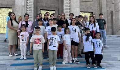 Kanseri Yenen Çocuklar Meclis’i Ziyaret Etti