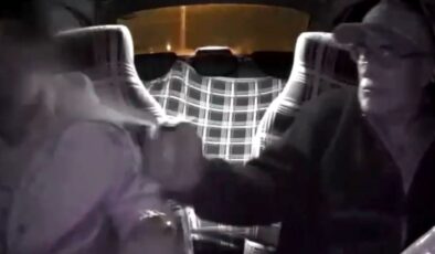 Taksiciyi gasptan biber gazı kurtardı