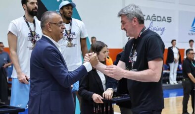 Trabzonspor Şampiyonluk Kupasını Aldı
