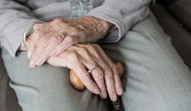 Türkiye, doğurganlık hızındaki azalmayla çok yaşlı ülkeler arasına katıldı girdi