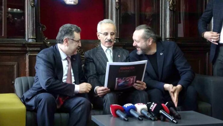Ulaştırma Bakanı Uraloğlu Trabzon’da Bayramlaşma Programına Katıldı