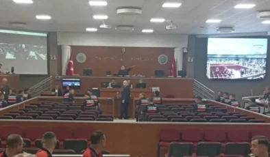 Ümit Özdağ “Kin ve Düşmanlığa Tahrik”ten Yargılanıyor