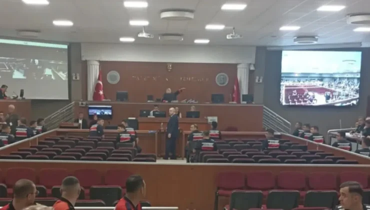 Ümit Özdağ “Kin ve Düşmanlığa Tahrik”ten Yargılanıyor