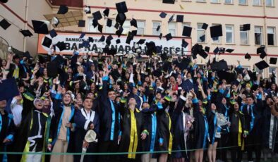 Bafra Anadolu Lisesi 283 Mezununu Uğurladı