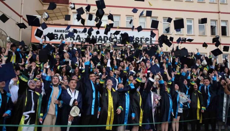 Bafra Anadolu Lisesi 283 Mezununu Uğurladı