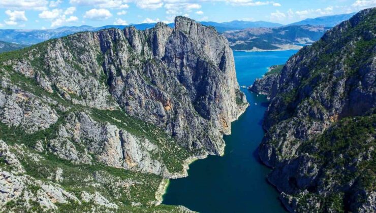 Samsun’un Cennet Köşeleri Ziyaretçi Akınına Uğruyor
