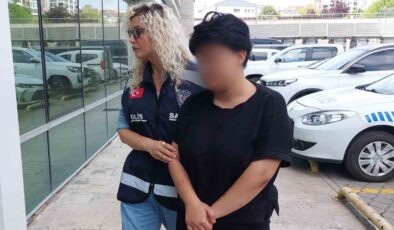 Samsun’da Genç Kız Tartıştığı Annesini Bıçakladı