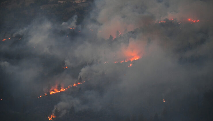 Bursa-Balıkesir sınırında çıkan orman yangınını müdahale devam ediyor