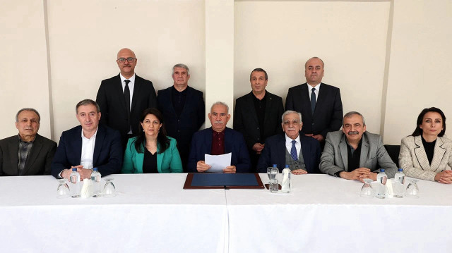 DEM Parti heyeti Öcalan ile İmralı’da görüştü