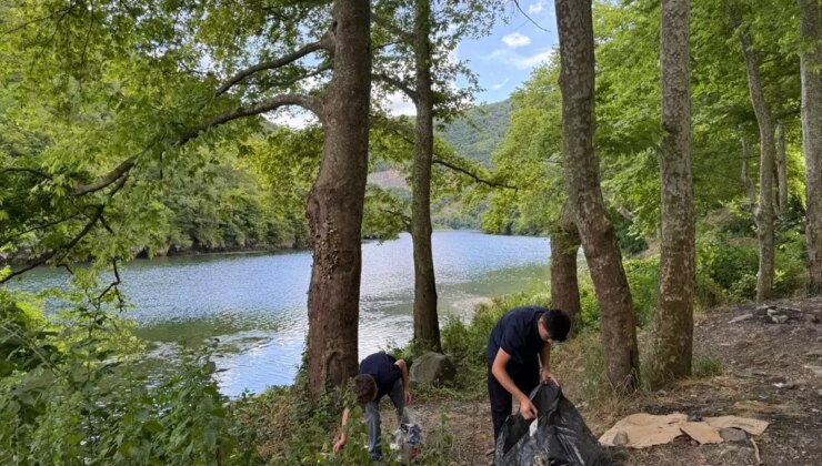 Gençlerin Doğa Sevgisi: Ayvacık’ta Örnek Davranış