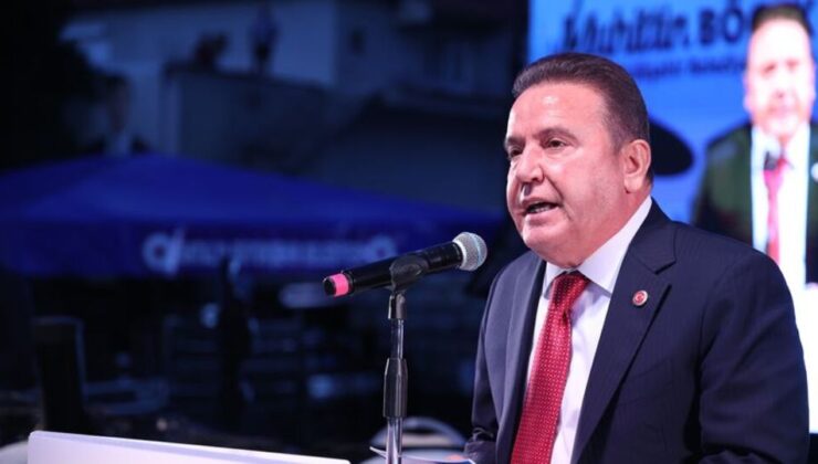 Muhittin Böcek misyondan uzaklaştırıldı