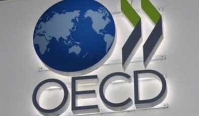 OECD, yaşlı nüfusun ilerde daha fazla çalışacağını öngörüyor