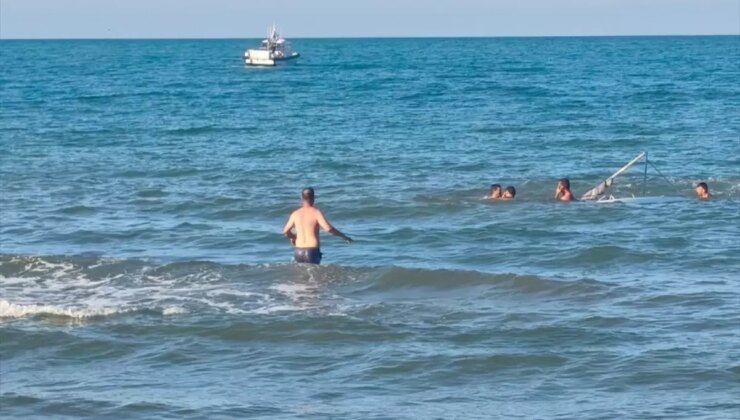 Samsun’da Alabora Olan Teknedeki 5 Kişi Kurtarıldı