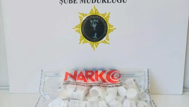 Samsun’da Uyuşturucu Operasyonu: 1232 Sentetik Ecza Hap Ele Geçirildi