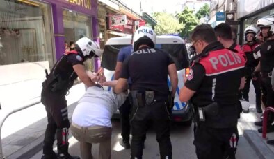 Samsun’daki Park Yeri Kavgasına Gazeteciye Müdahale