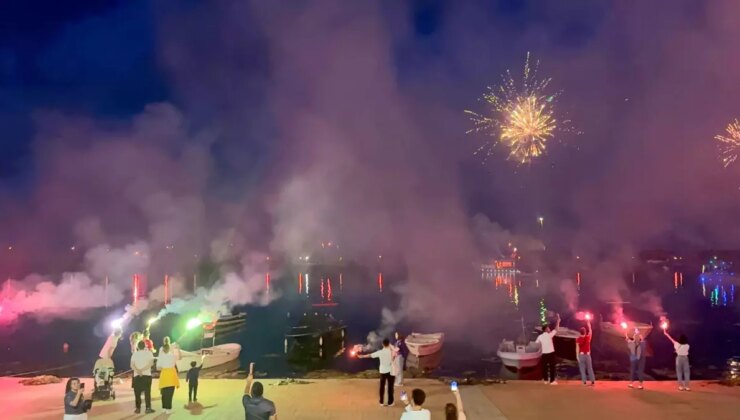 Samsunspor 60. Yılını Meşale Gösterisiyle Kutladı