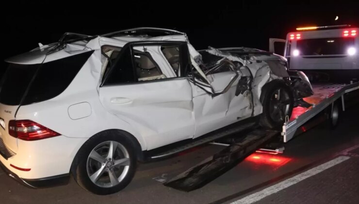 Taşova’da Tır-Otomobil Kazası: 1 Yaralı