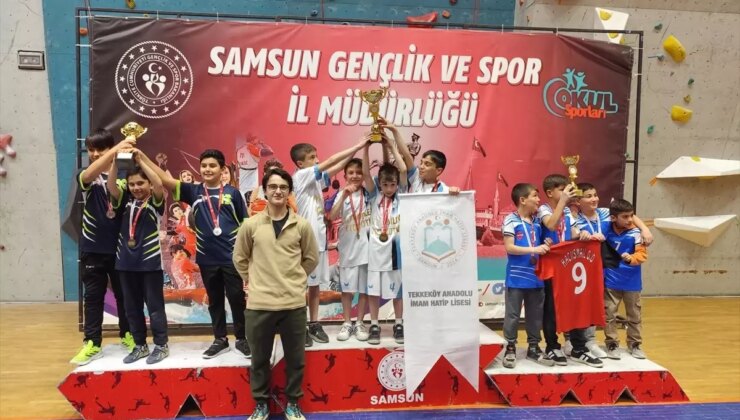 Tekkeköy Anadolu İmam Hatip Lisesi Öğrencilerinden Yarışmalarda Başarı