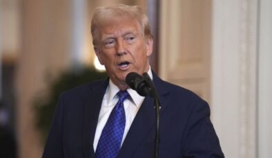 Trump, Kanada’ya yüzde 35 tarife uygulanacağını duyurdu